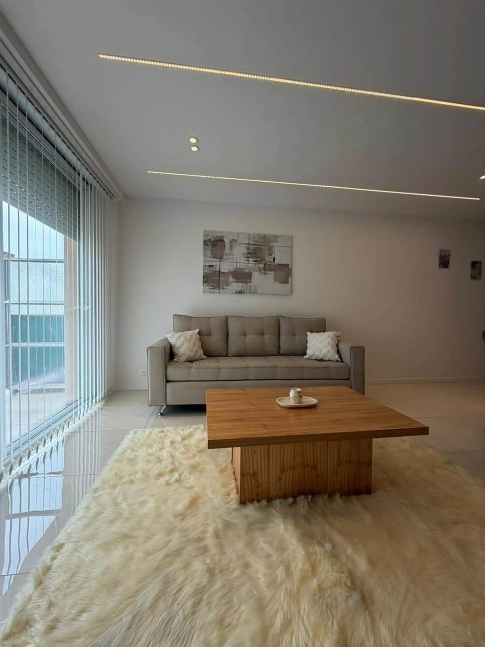 Venta de departamento - 3 ambientes - A la calle - Con balcón saliente - Centro - Mar del Plata