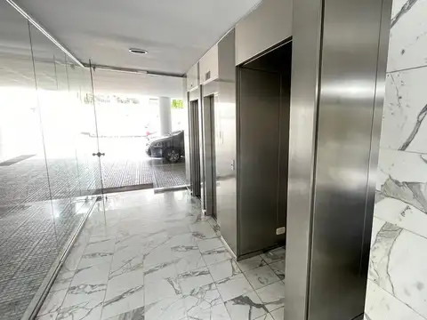 Oficina Monoambiente con 2 baños