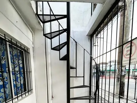 Depto Tipo Casa en Venta de 4 dormitorios