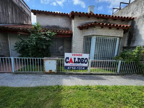 MARTINEZ 2100