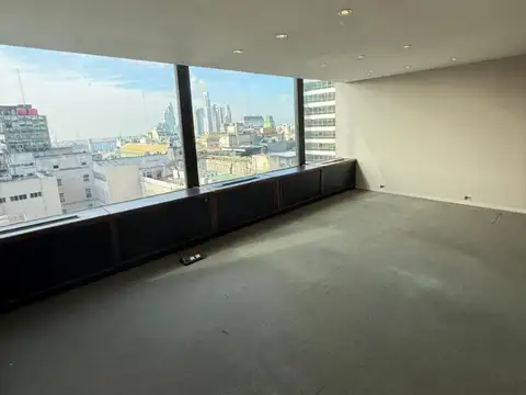 Piso completo de oficina total 430 mts 2  y 4 cocheras