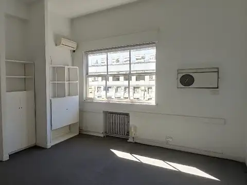 Oficina en Venta 60 años