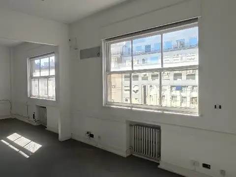 Av Pte Roque Saenz Pena 1100, Piso 8