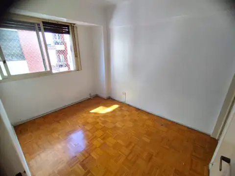 *DEPARTAMENTO DE 2 AMBIENTES EN ALQUILER ZONA CENTRICA*