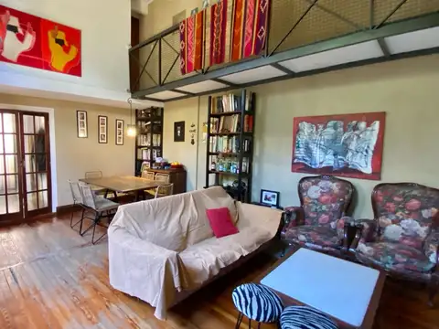 Depto Tipo Casa en Venta en Flores, USD 190.000