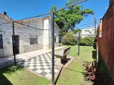 Casa en Alquiler en Granadero Baigorria, $ 750.000
