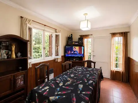 Casa en Venta con 1 cochera