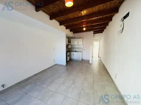 Oficina en Alquiler en Funes, $ 860.000