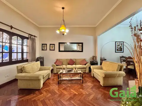 Casa 4 ambientes con 3 baños