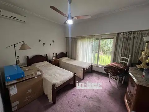 Casa 5 ambientes con 1 baño