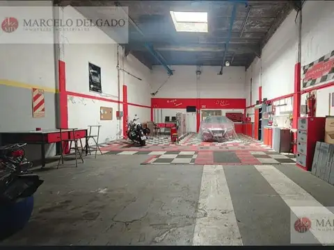 Depósito - Galpón de 400 m2 en Piñeyro - ALQUILER