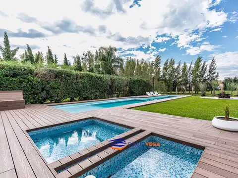 Casa en Venta de 5 dormitorios