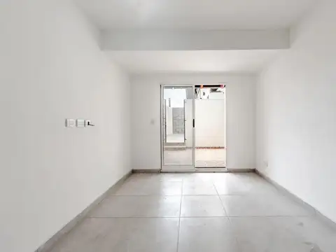 Depto Tipo Casa 2 ambientes con 1 baño