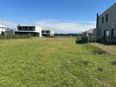 Lote A La Venta Barrio Boutique Canning Chico.