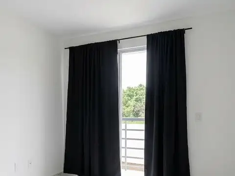 Valparaíso 600, Piso 1