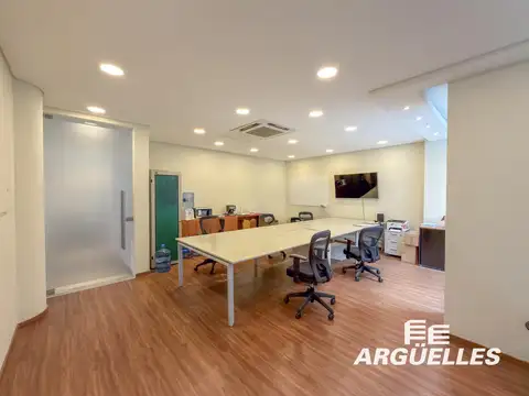 Oficina en Alquiler al Sur