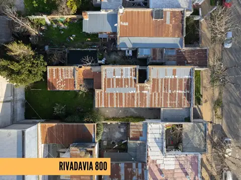 Casa en Venta con 4 cocheras