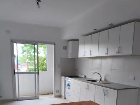 139  e/  46 y 47 La Plata Piso 1