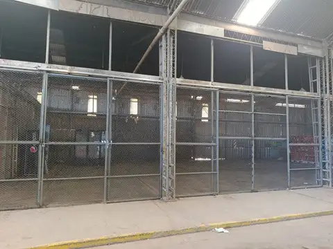 Local en Alquiler en Godoy Cruz, $ 400.000