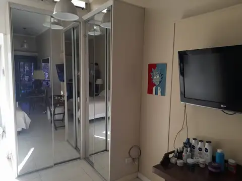 Avenida Presidente Juan Domingo Peron 2200