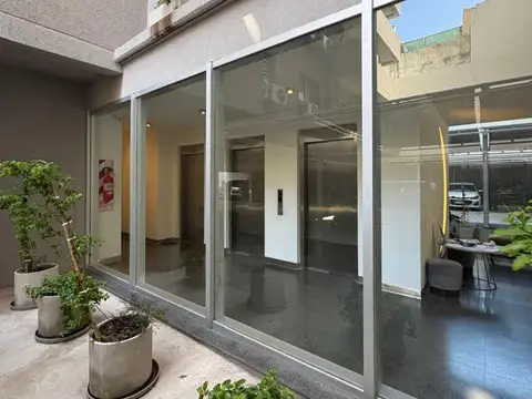 Almafuerte 3500, Piso 2