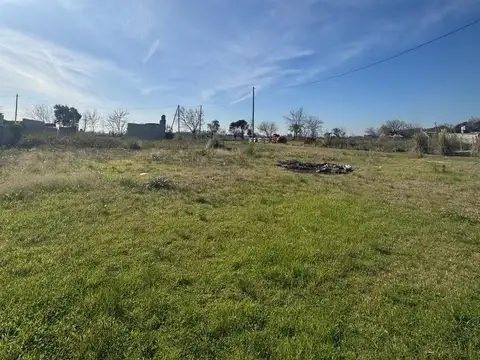 Terreno en venta en Mariano Acosta 