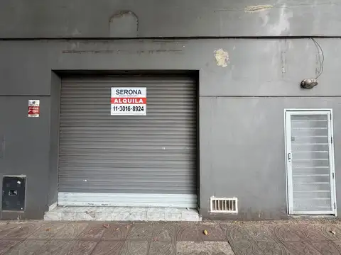 Local Comercial en Alquiler en Parque Chacabuco