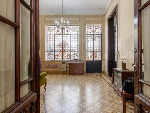 CASA DE ESTILO EN VENTA  IDEAL INSTITUCIÓN