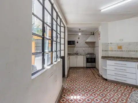 CASA DE ESTILO EN VENTA  IDEAL INSTITUCIÓN