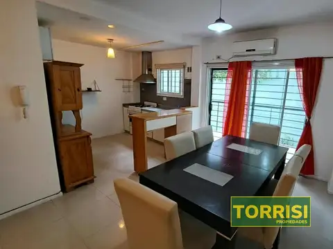 ALQUILER 2 AMB PATIO Y BALCÓN - COCHABAMBA 3900 BOEDO