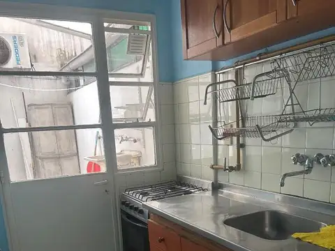 Acuña De Figueroa 660 , Piso PB