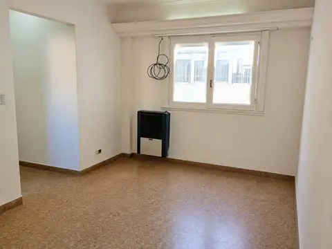 VENTA DEPARTAMENTO DOS AMBIENTES CONTRAFRENTE - PLAZA COLON