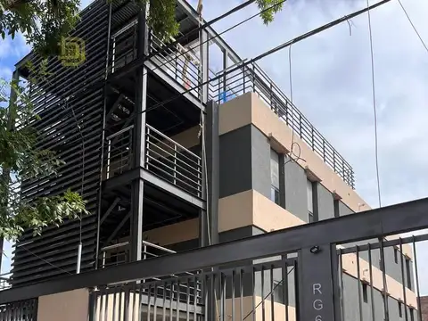 VENTA DEPARTAMENTO DOS DORMITORIOS CON COCHERA (OPCIONAL) EN BARRIO LA FLORIDA