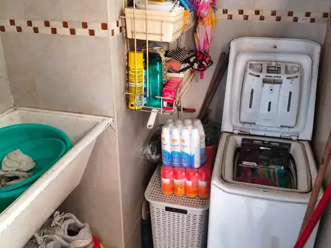 Depto Tipo Casa en Venta con 1 cocheras