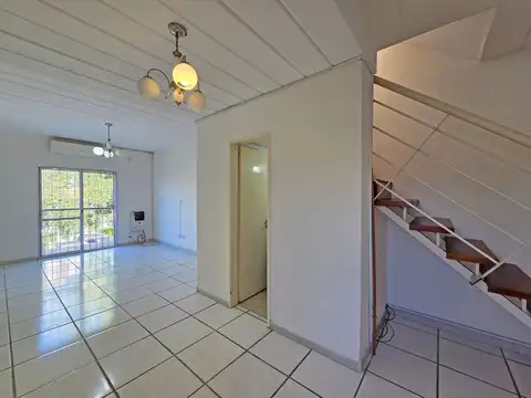 CASA TRIPLEX VENTA SAN MIGUEL APTO CREDITO TERRAZA