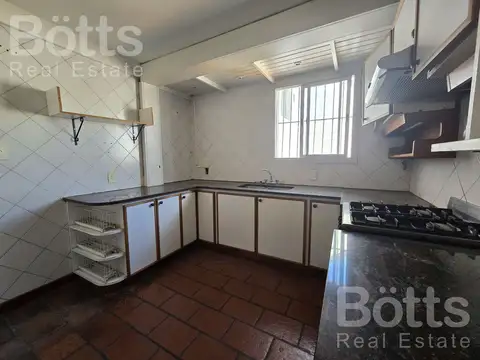 Depto Tipo Casa en Venta en Haedo Sur, USD 84.900