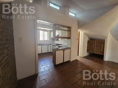 Depto Tipo Casa en Venta de 2 dormitorios