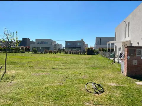 Terreno en Venta en Belen De Escobar, USD 85.000