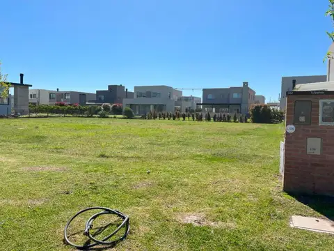 Terreno en Venta 16  mts Frente