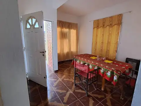 Casa en Venta en Carlos Spegazzini, USD 65.000