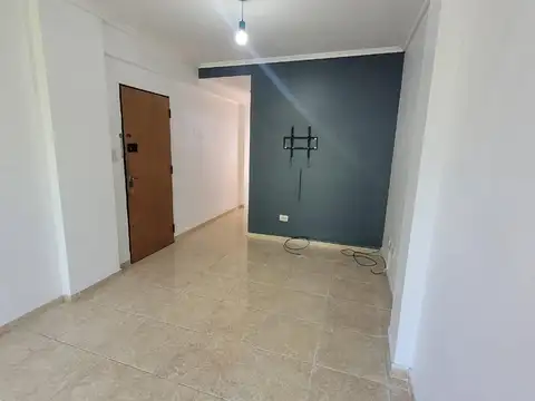 Av Mitre 6500, Piso 3