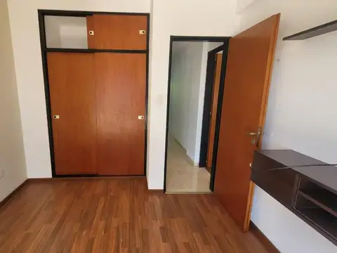 Departamento en Alquiler en Wilde, $ 650.000