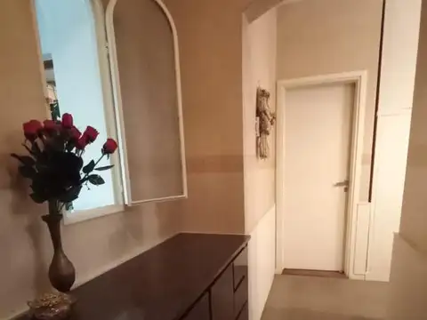 CASA  3  AMBIENTES  CON DEPARTAMENTO DE 2 AMBIENTES