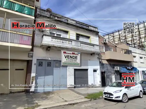 LOCAL CON DEPÓSITO con 2 Baños , Cocina y Entrada P/Camion