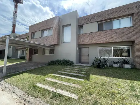 Housing Urca - Roque Funes al 900