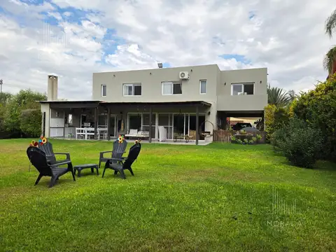 CASA EN VENTA PILAR