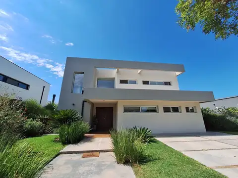 Casa en Venta El Cantón