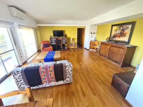 BELGRANO 3800, Piso 8