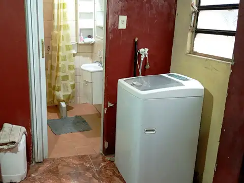 DEPARTAMENTO DE PASILLO EN PROPIEDAD HORIZONTAL