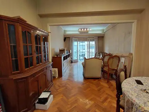 VENTA DEPARTAMENTO 3 AMBIENTES CON BALCON MONSERRAT